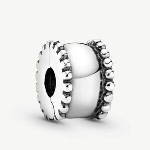 Authentic PANDORA Sterling Silver Beveled Clip 790267 Retired